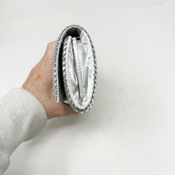 Jessica McClintock Mesh Evening Bag - Picture 7 of 9